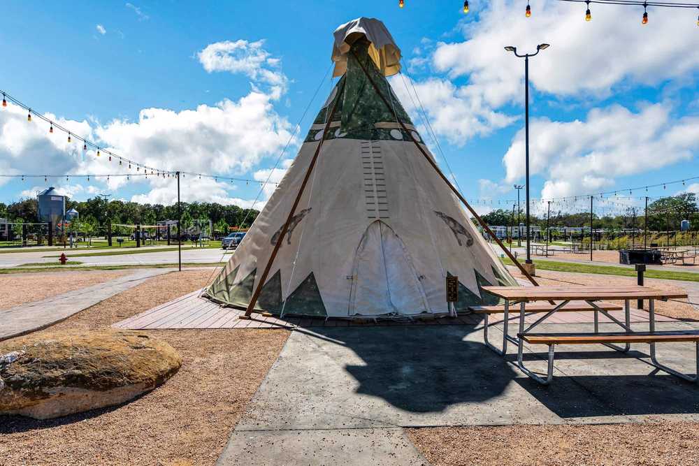 Jellystone Park™ North Texas - Photo 4