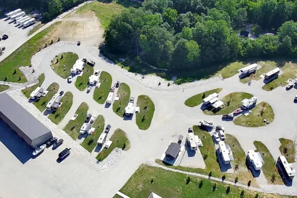 Patoka Pines RV Campground and Storage – photo 1