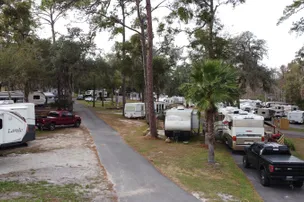 Cherry Blossom RV Resort – photo 3