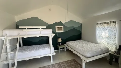 Denali - 4 Person Cabin — image 4 of 4