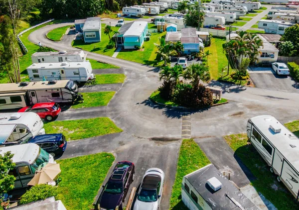 Seabranch RV Resort campground