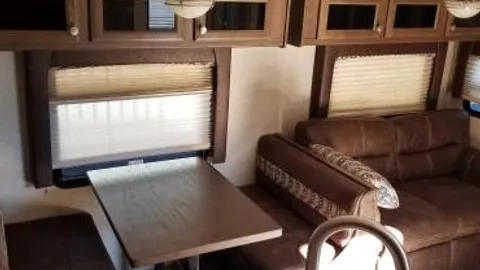 Hilltop RV Rental — image 2 of 9