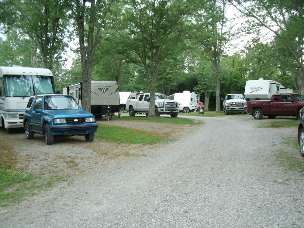 Ballyhoo Family Campground -  Crossville, TN - Photo 5