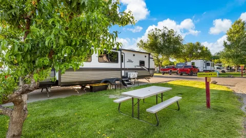 Premium 30 Amp  - Pull Through RV Site — image 2 of 2
