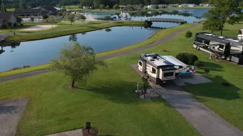 Premium Lakeside — image 1 of 3