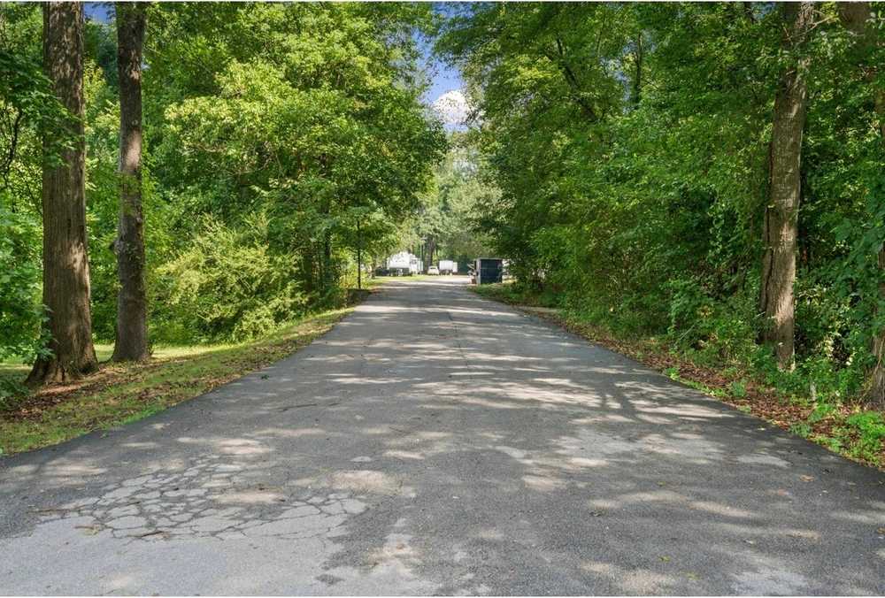 Sweetwater Creek RV Reserve - Photo 2