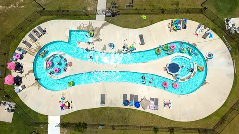 30/50 Amp Premium Waterfront Back In RV Site — image 2 of 18