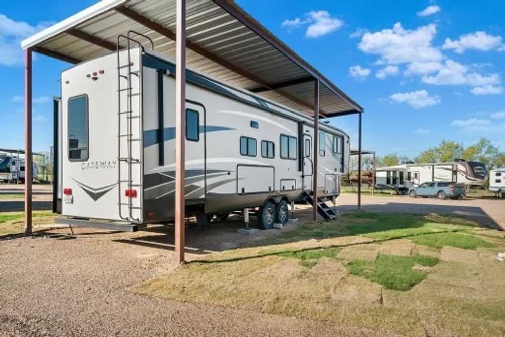 Quiet Country RV Park, Millsap, Texas - Photo 3