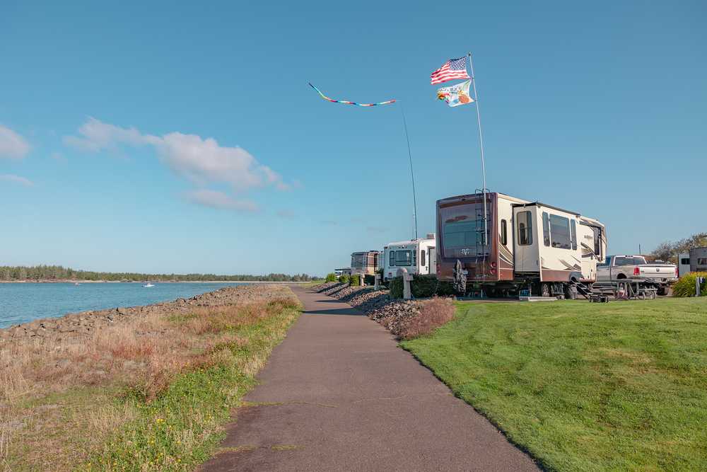 Winchester Bay RV Resort - Photo 5
