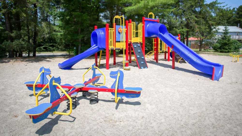 Bloom Resorts Penetanguishene - Photo 5