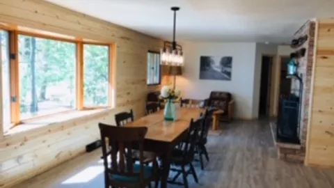 Beachfront Vacation Rental — image 16 of 16