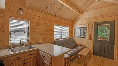 Yogi Bear™ Deluxe Cabin — image 2 of 7