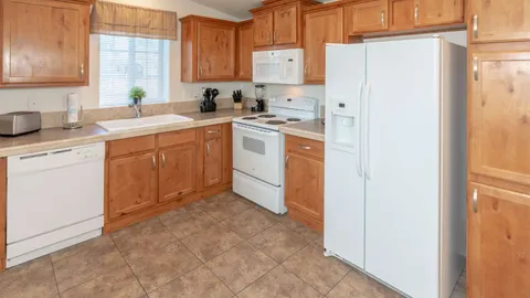 Signature Cottage 1 Bedroom — image 11 of 11