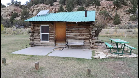Cabin - Al Thompson Cabin — image 1 of 20