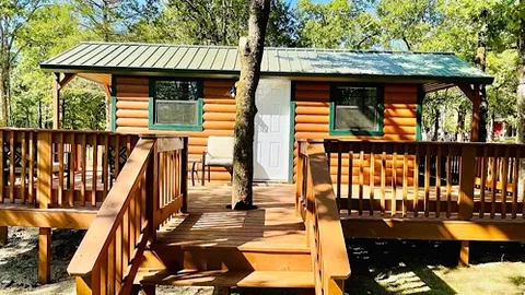 White Tail Cabin — image 1 of 6