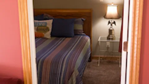 Lakeside Lodge — image 8 of 8