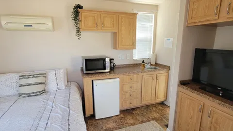 Desert Duplex — image 2 of 10