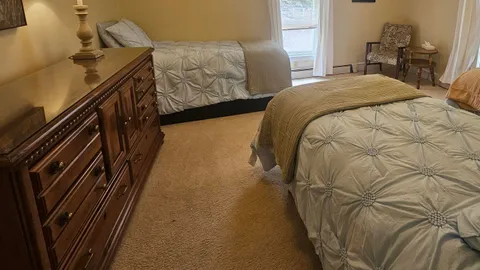 Farmhouse — image 10 of 10