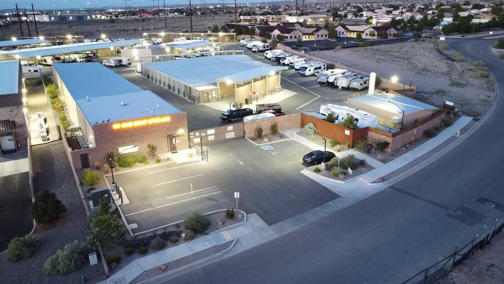 Nomadland, Albuquerque, New Mexico - Main Photo