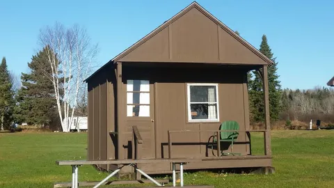 Basic Cabin — image 1 of 1