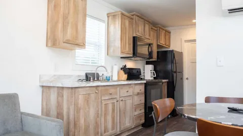 Signature Bunkhouse Cottage — image 3 of 3