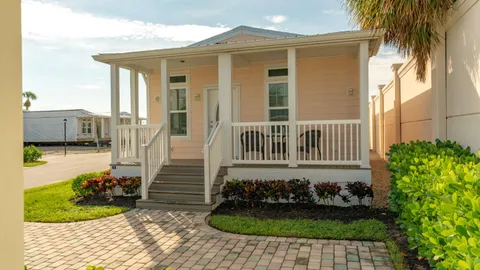 Bayside Rental — image 1 of 10