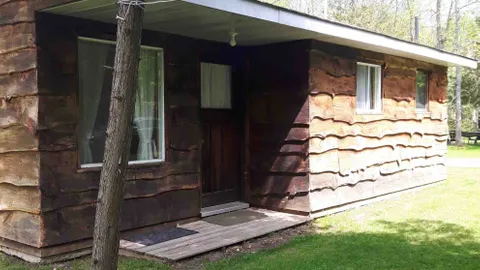 Resort Cabin — image 1 of 5