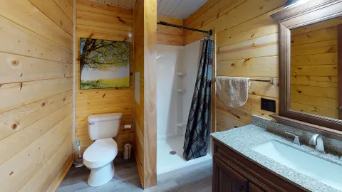 The Lodge — image 2 of 7