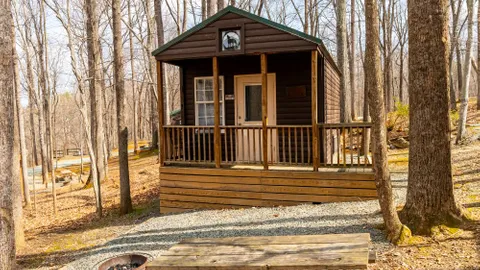 Mountain View Cabin — image 5 of 5