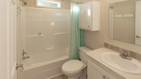 Deluxe 2 Bedroom — image 2 of 13