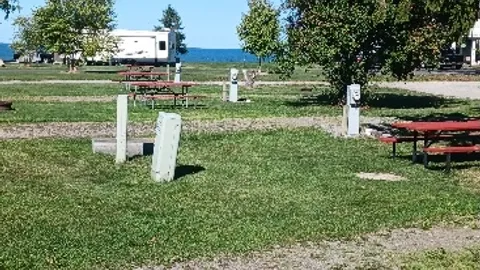 30 AMP Pull Through RV Site — image 2 of 4