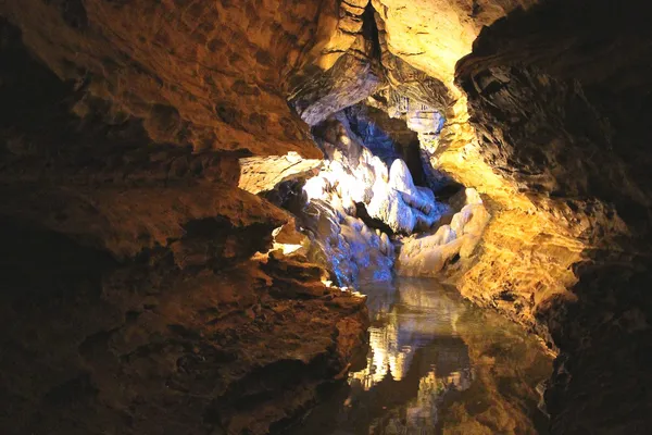 Mark Twain Cave Tour