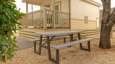 Studio Park Model Rental — image 7 of 7