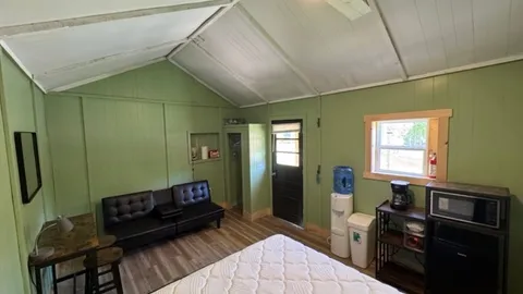Rustic Cabin 1 — image 2 of 6