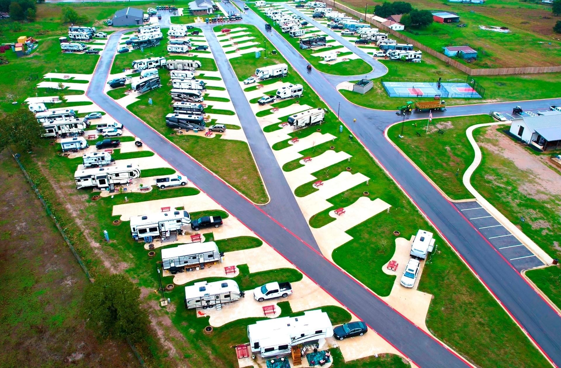 Great Escapes RV Resorts Bryan-College Station, Bryan