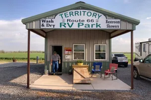 Territory Route 66 RV Park and Campgrounds – photo 2