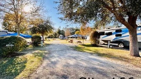 30/50 Full Hookup Pull-Through SS RV Site — image 2 of 3