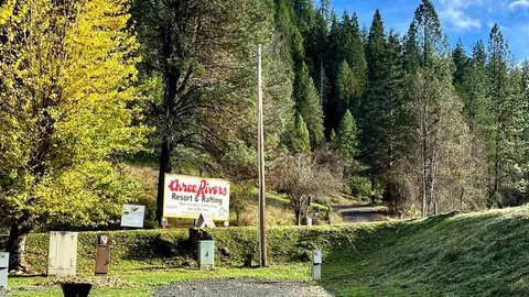 RV Site (Dry Only 10/15-4/1) — image 27 of 27