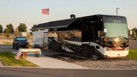 89' Pull-Through RV Site - 30/50 Amp - Full hookups — image 1 of 3