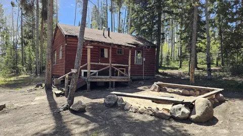 Cabin 12 (Sleeps 7) — image 2 of 11