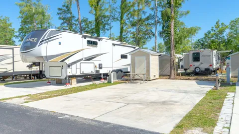 Premium Full Hookup RV Site — image 1 of 4