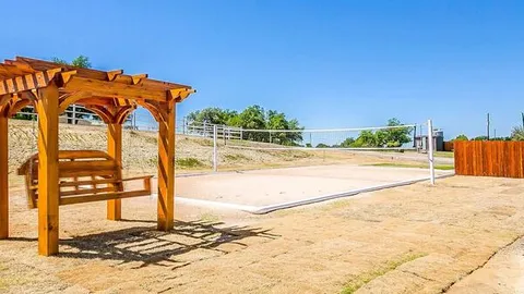 Luxury RV Site — image 2 of 5