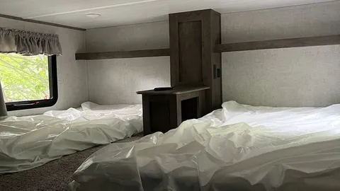 Park Model Premium Rental — image 2 of 11