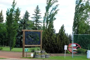 Forestburg Golf Club and RV Park – photo 4