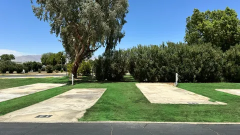 B Standard Grass RV Site — image 2 of 2