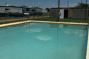 Black Gold RV Park – photo 4