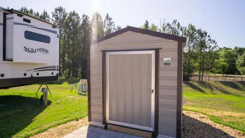 Elite Full Hookup RV Site — image 2 of 3