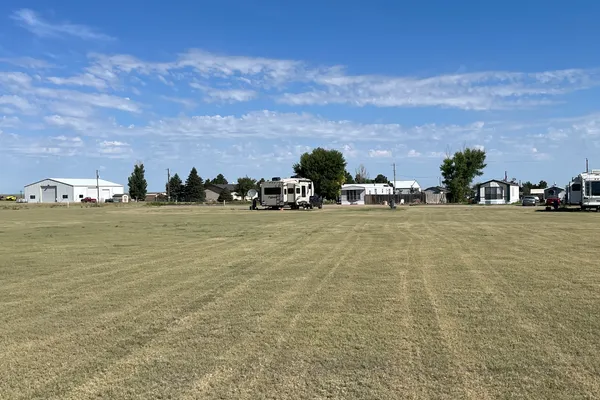 Sunset Trailer Court – photo 1