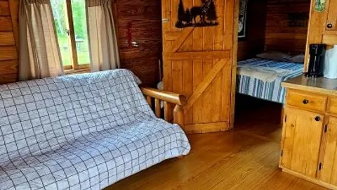 Deluxe Cabin — image 3 of 3