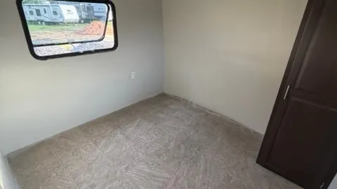 Standard 1 Bedroom RV — image 18 of 18